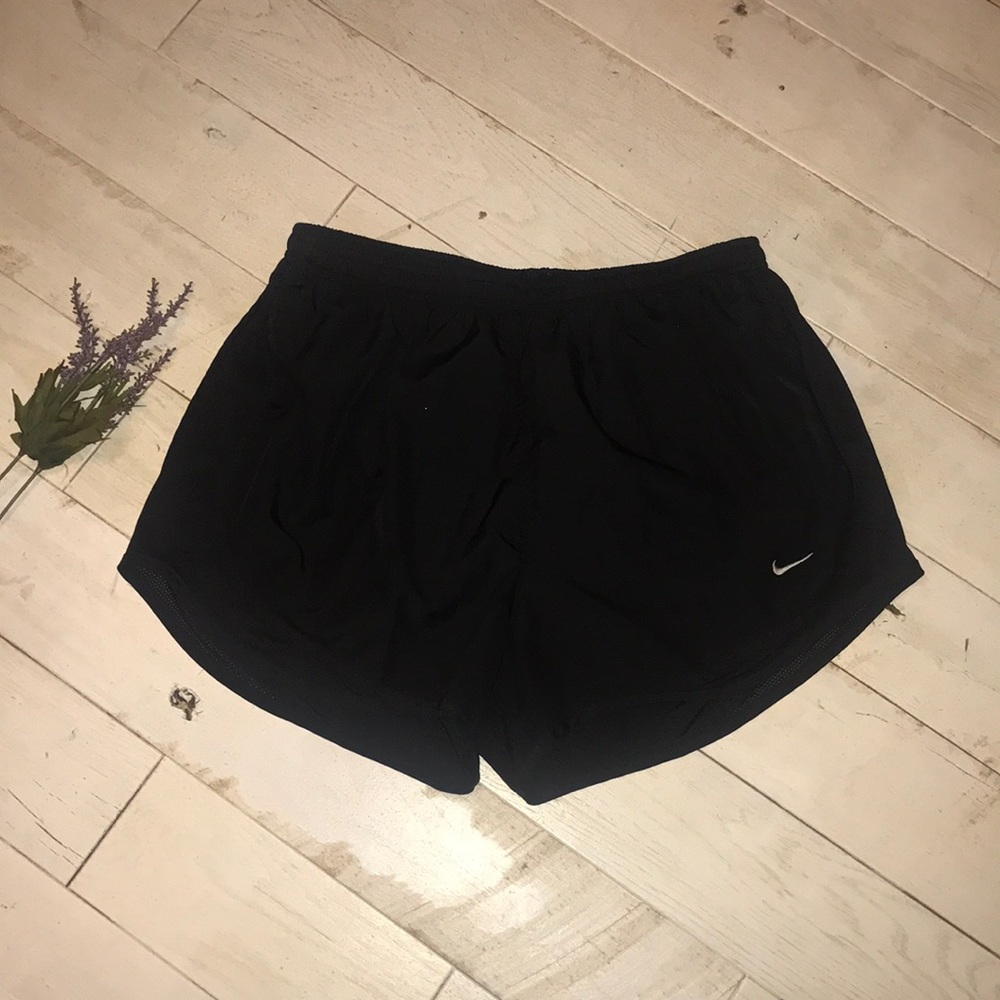 Nike Tempo Short Black On Black